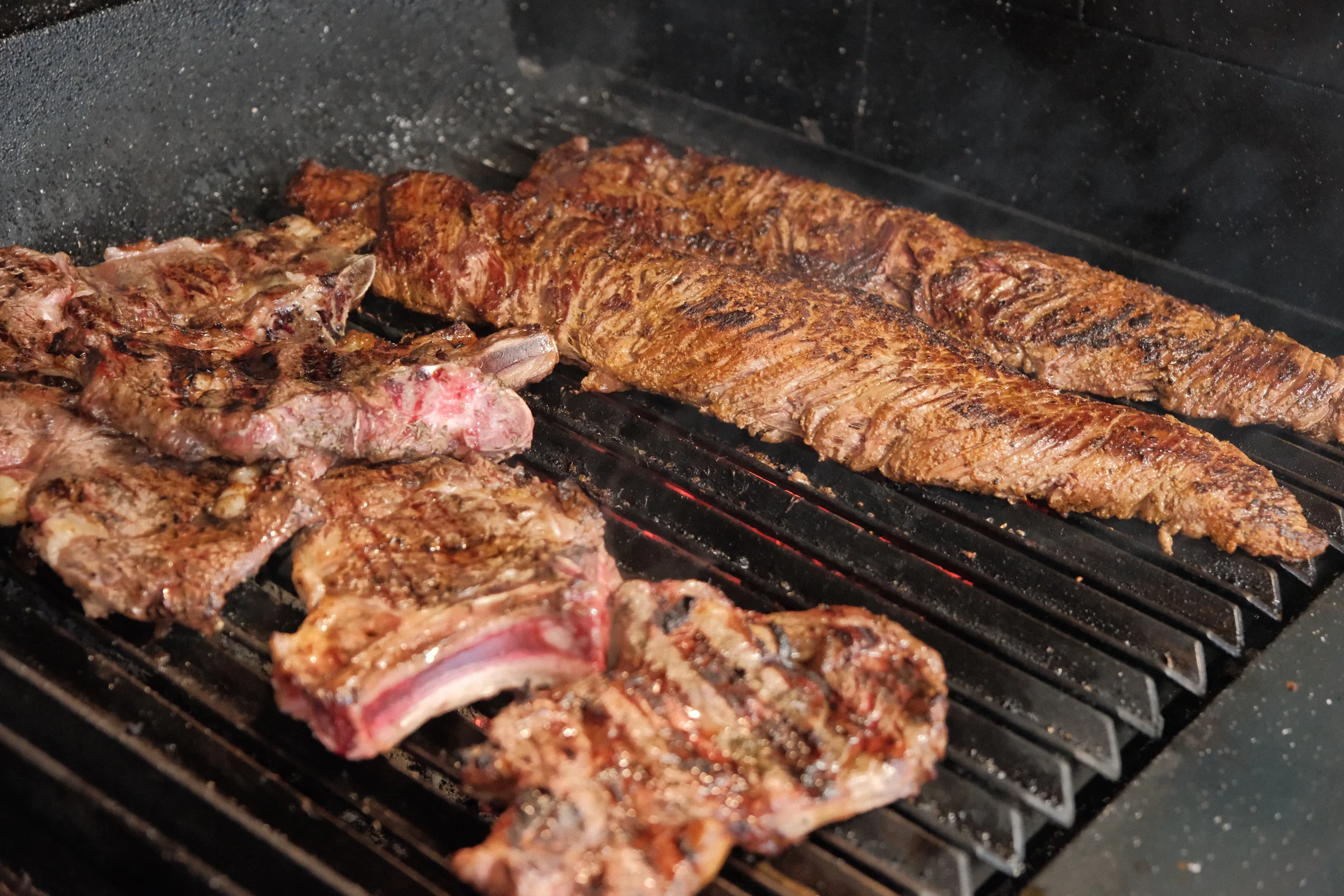 Viandes saisies sur le grill